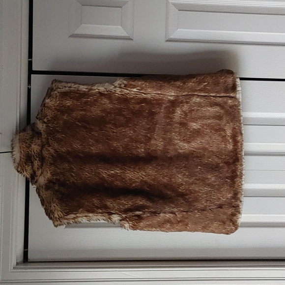 Fairweather Faux Fur Lined Reversible Vest L - Picture 4 of 7